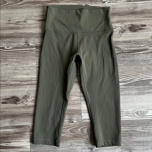 Lululemon Wunder Under Hi-Rise 1/2 Tight *17” Sage Size 6 - Picture 1 of 7